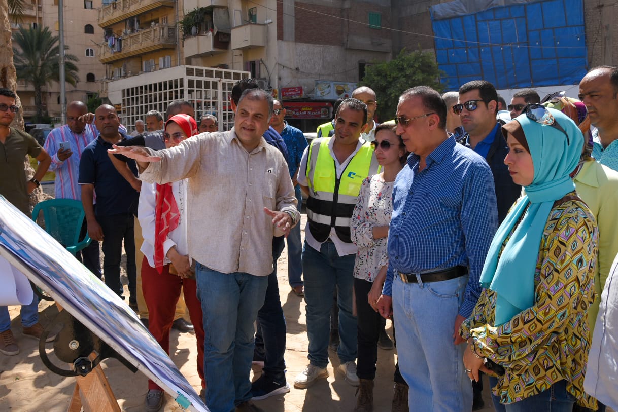 محافظ الاسكندرية يتابع تطوير منطقة أبو العباس