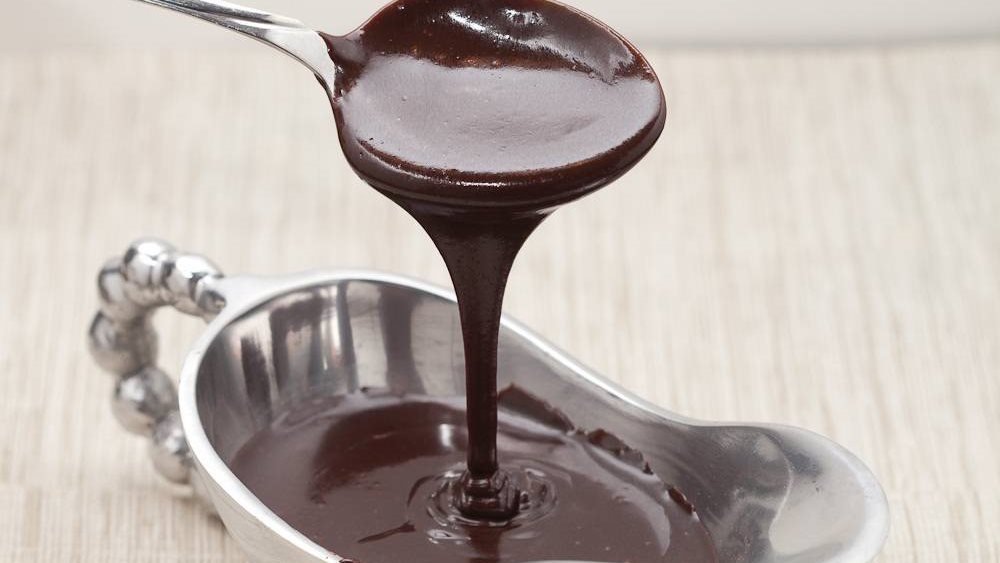 طريقة عمل صوص الشوكولاتة