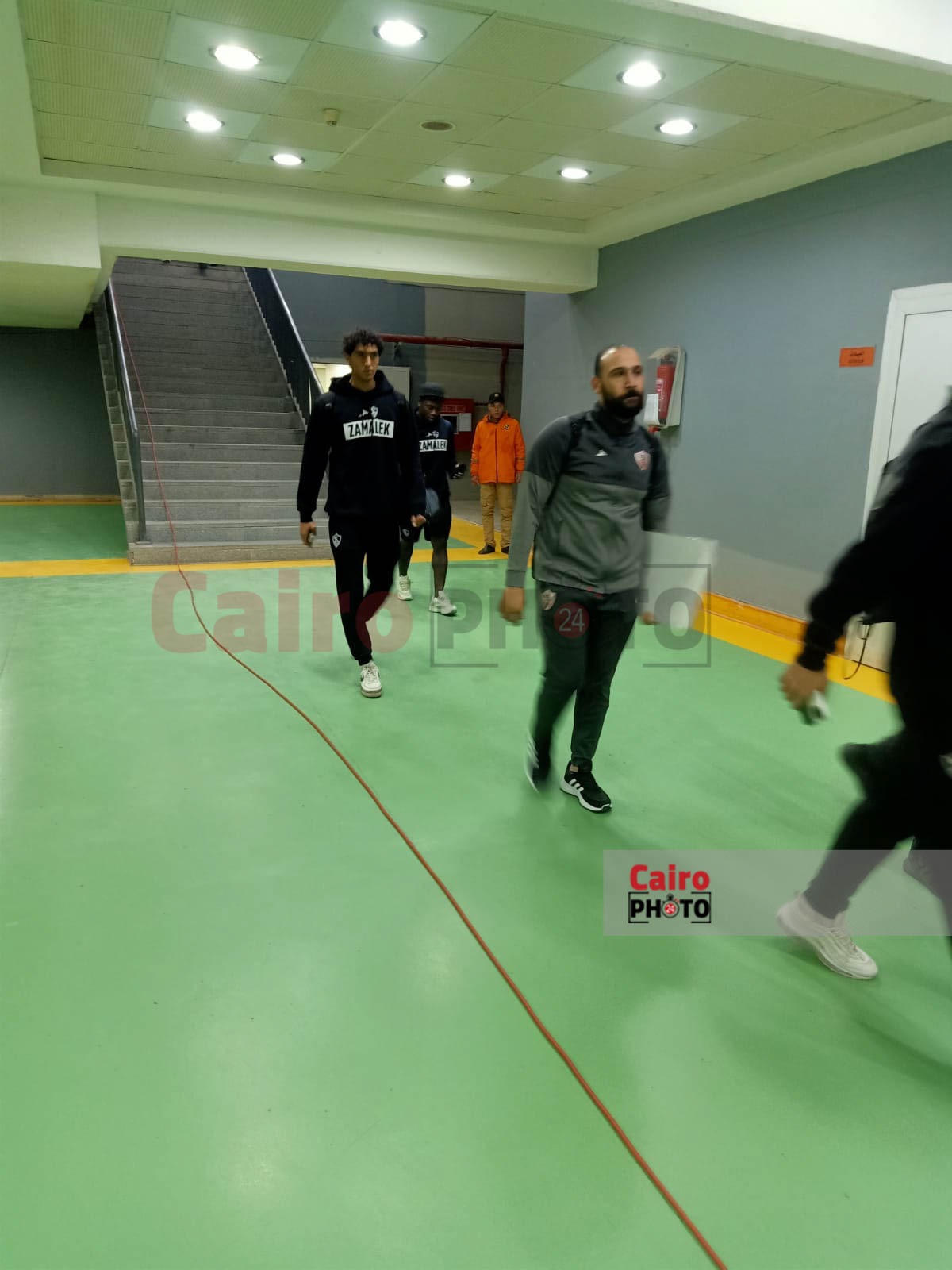 وصول فريق الزمالك لملعب برج العرب (1)
