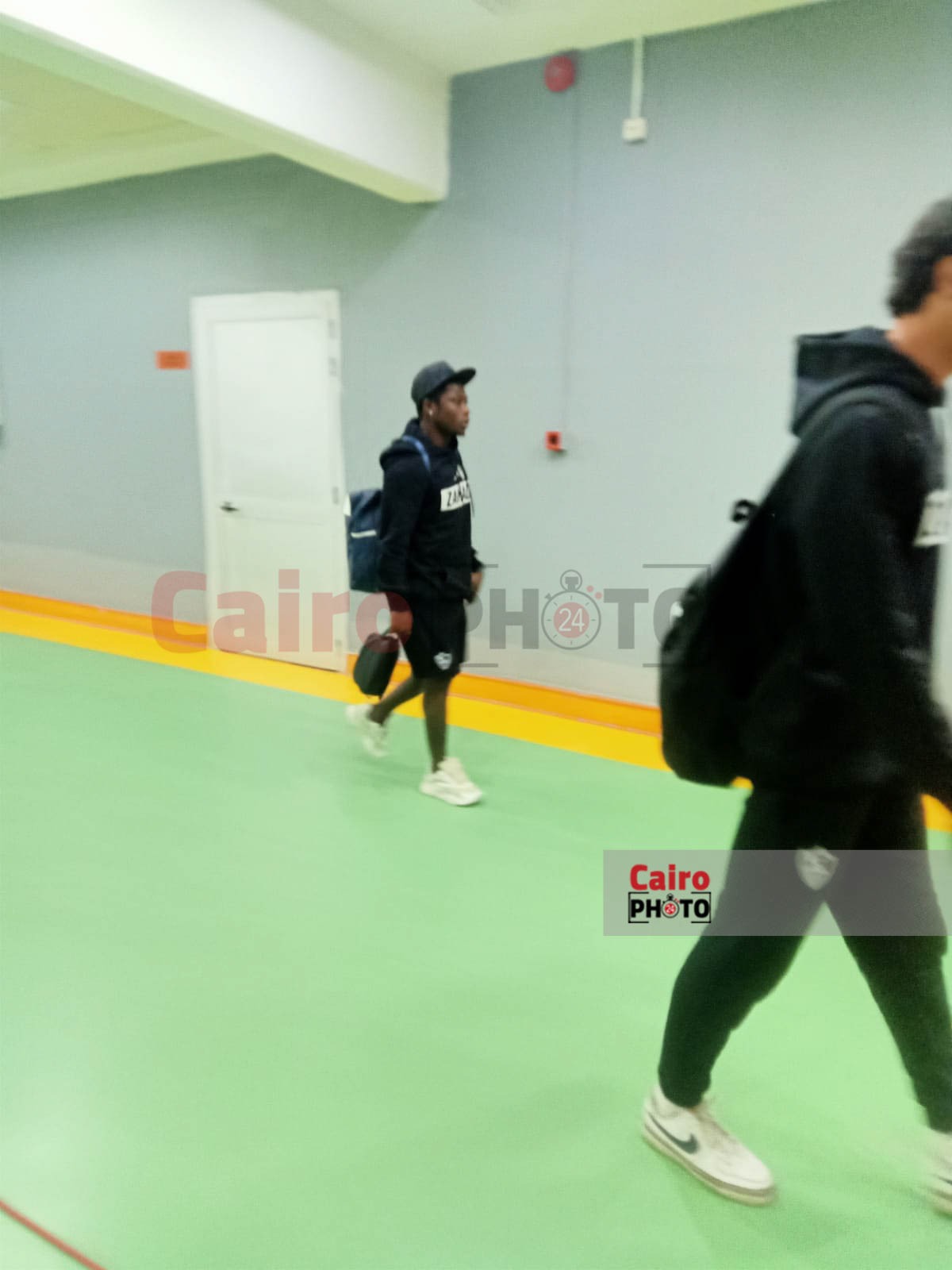 وصول فريق الزمالك لملعب برج العرب (11)