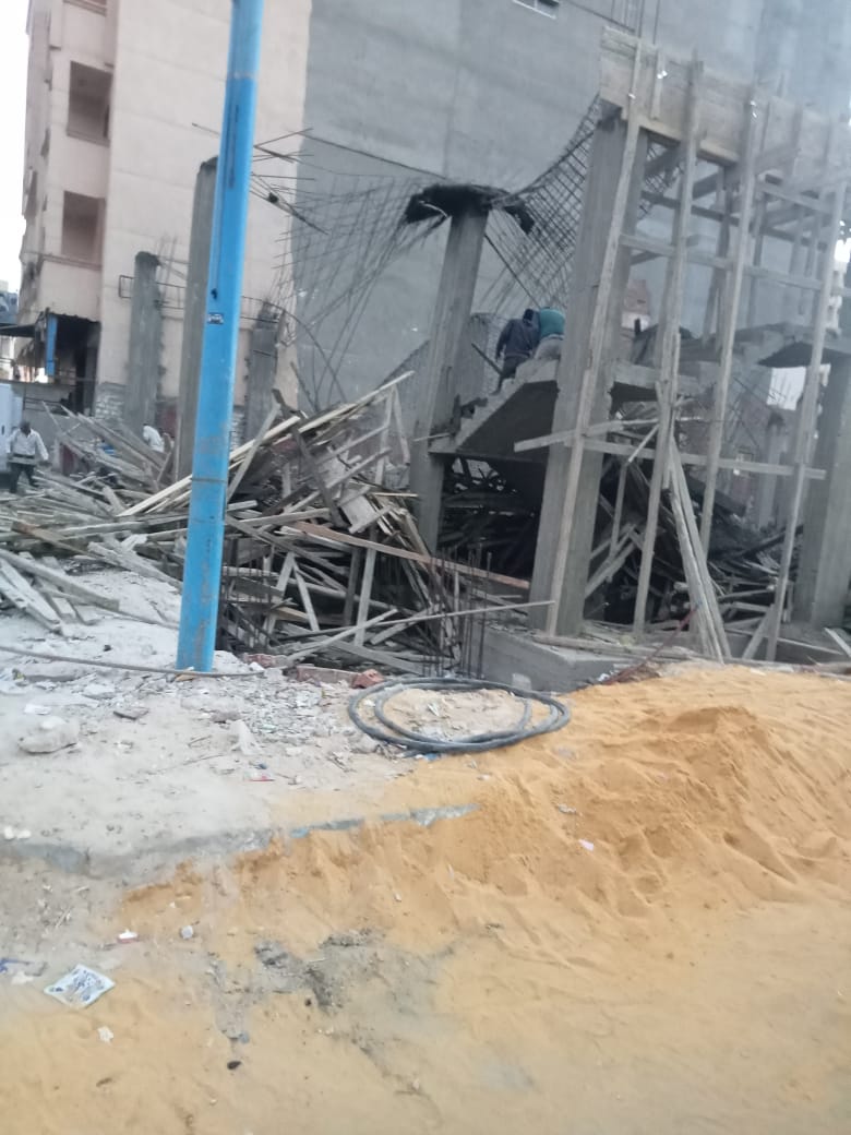 إصابة 7 عمال في انهيار سقف خرساني بمسجد تحت الإنشاء 
