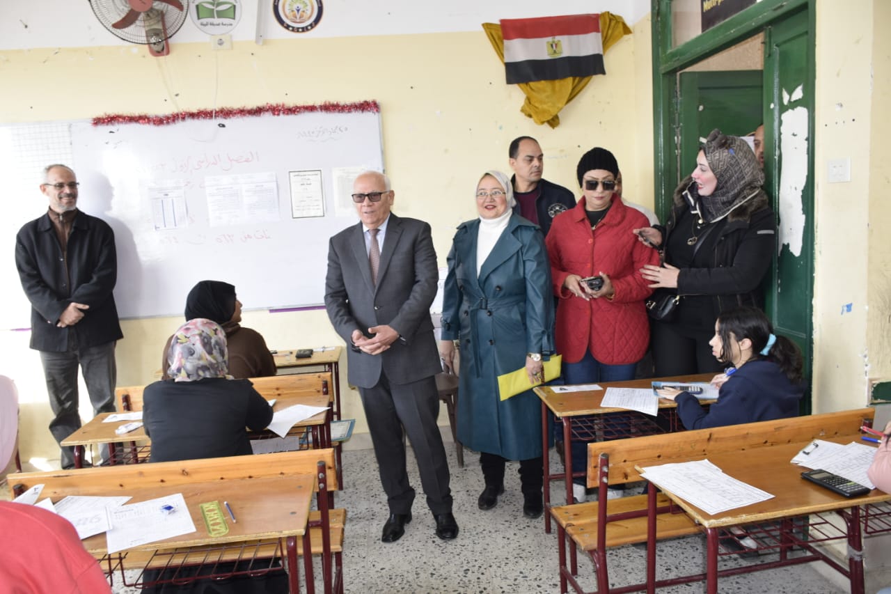جولة محافظ بورسعيد بلجان الإعدادية 