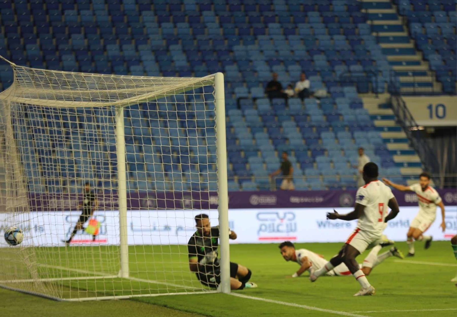 مباراة الزمالك والرجاء الودية (1)