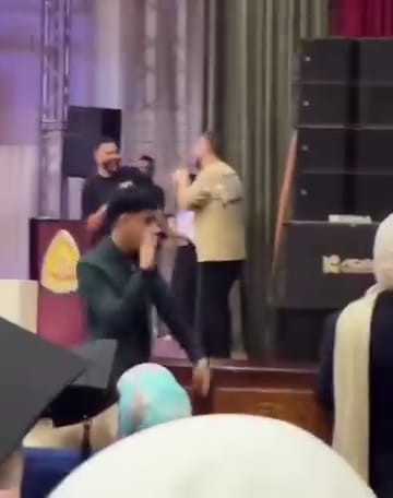 الشاب 05