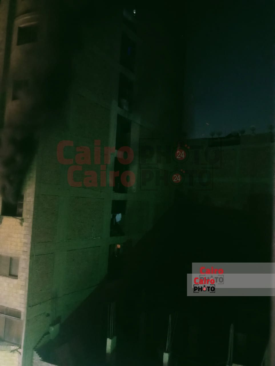 جانب من حريق شقة سكنية بفيصل (1)