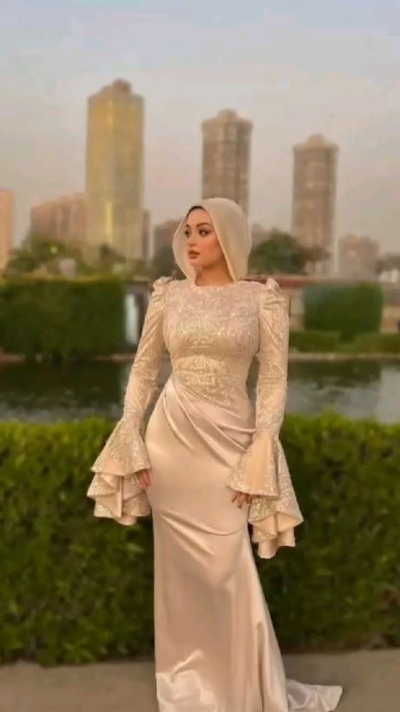 فساتين سواريه صك