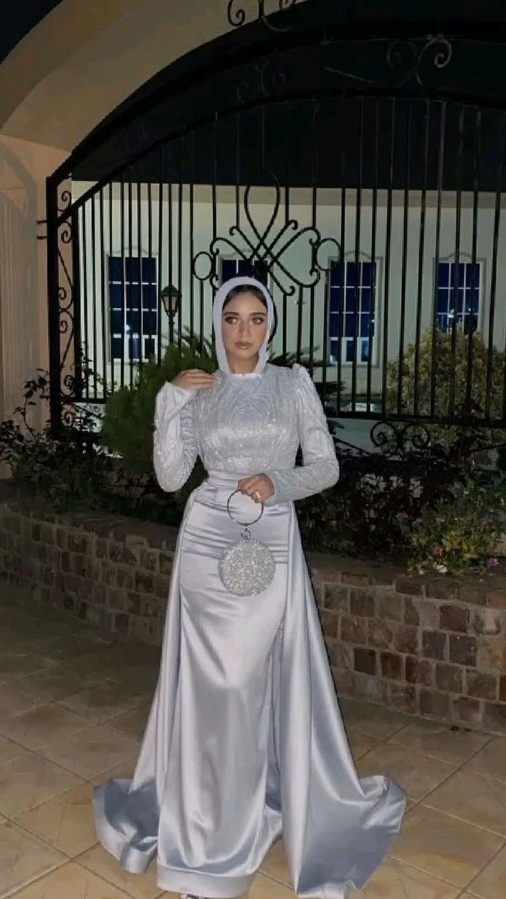 فساتين سواريه صك ستان