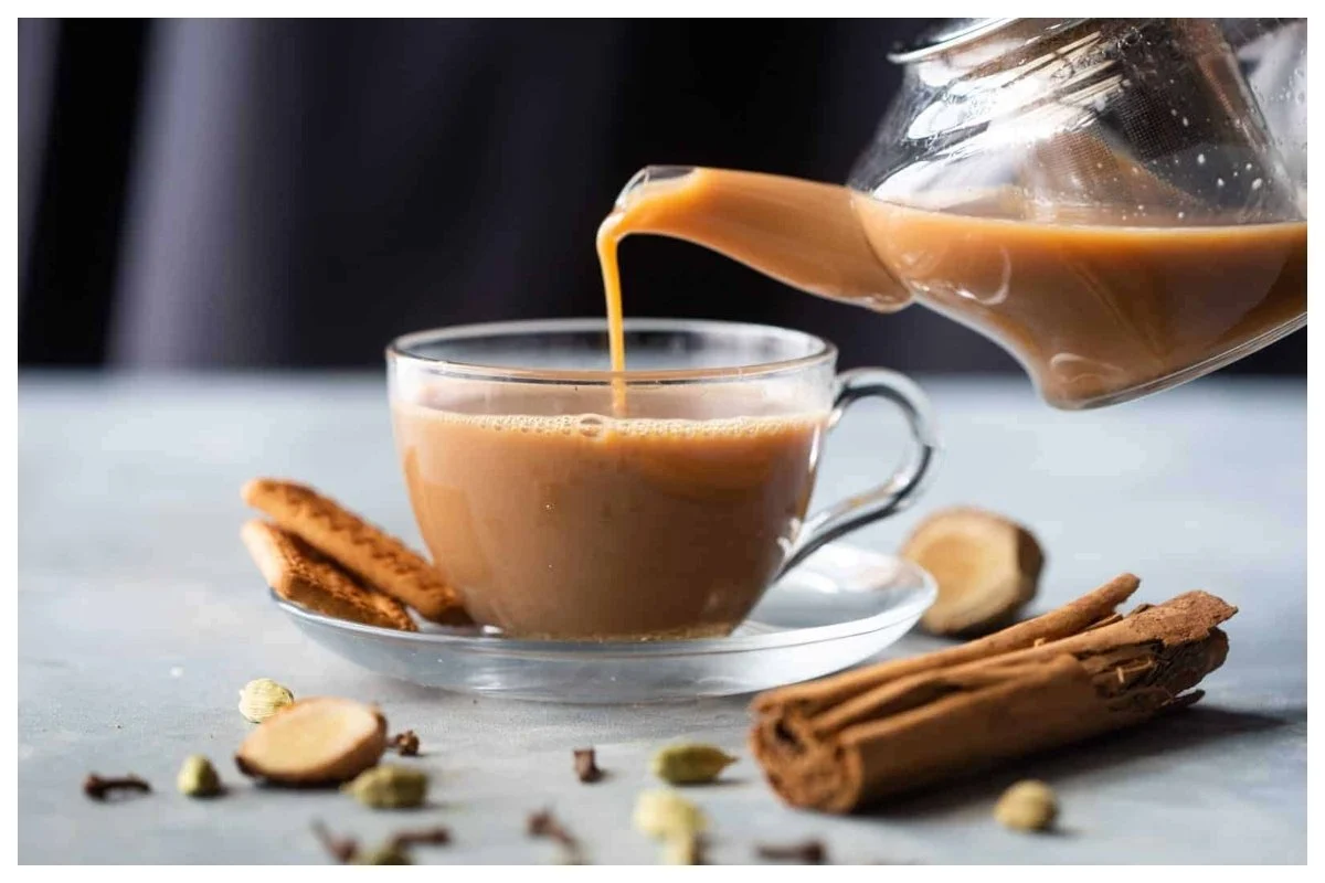 طريقة عمل شاي الكرك باللبن المكثف