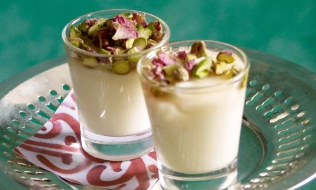طريقة عمل المهلبية بالفستق