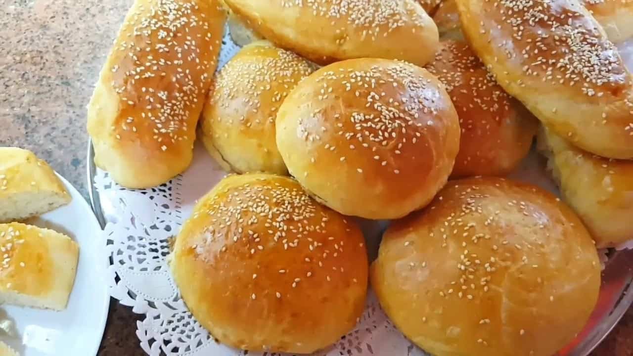 &nbsp;هترجعك لأيام زمان.. طريقة عمل قرص طرية خطوة بخطوة