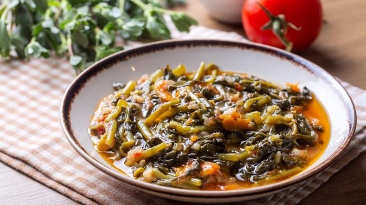 خطوات تحضير السبانخ
