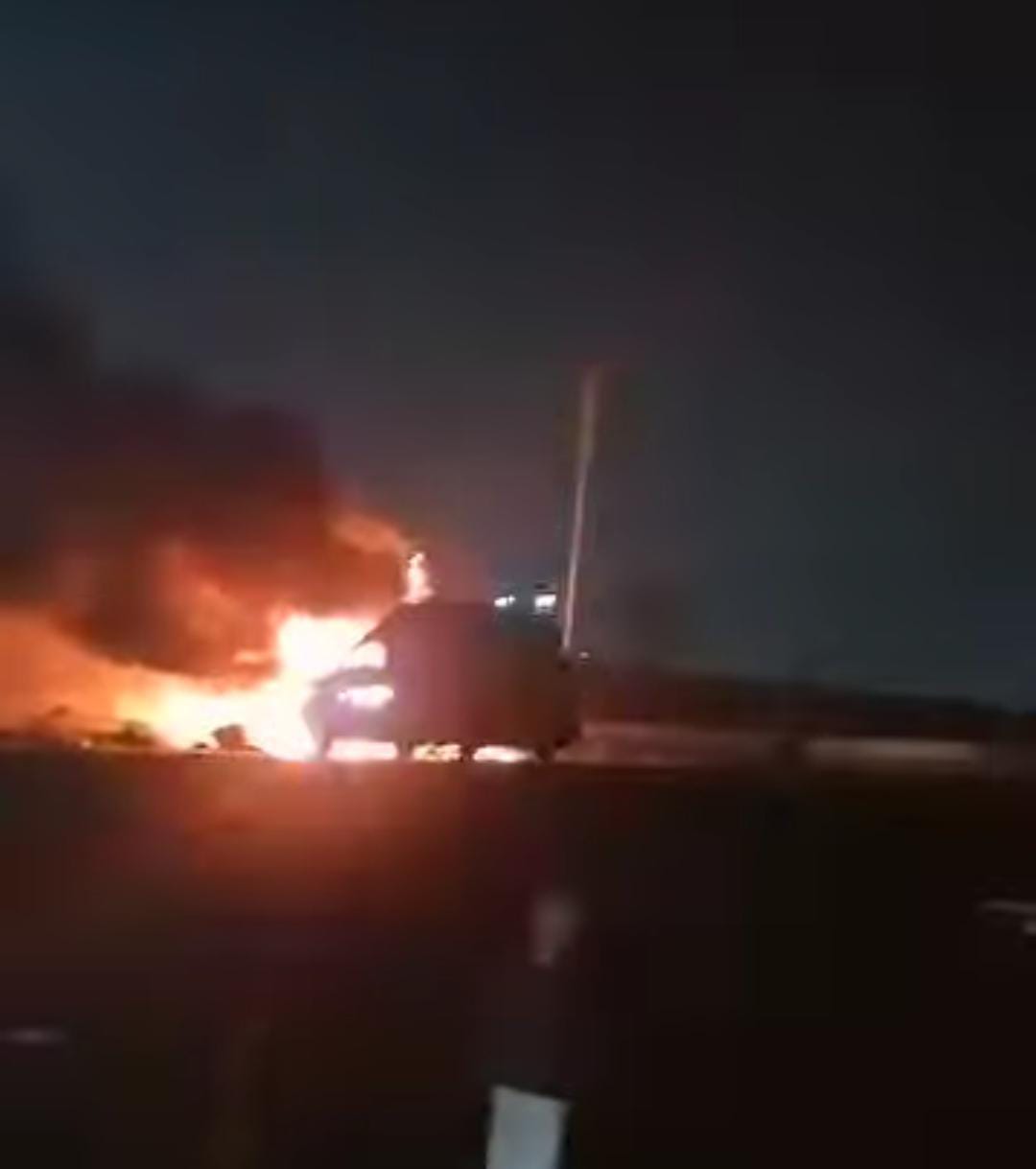 حريق سيارة 