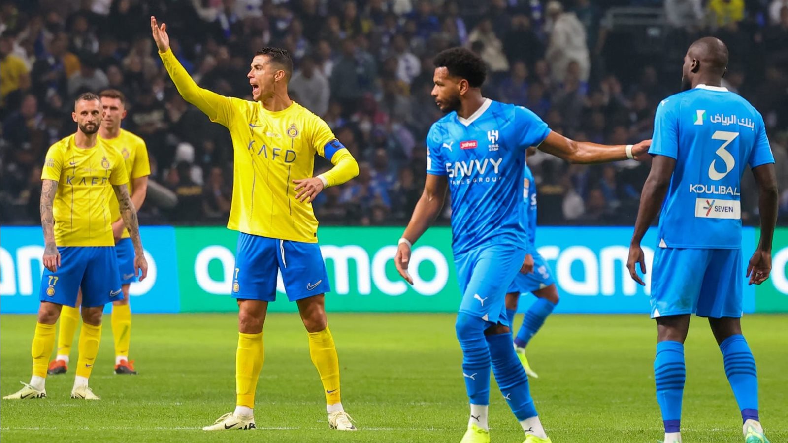 كيفية مشاهدة البث المباشر لمباراة الهلال والنصر؟