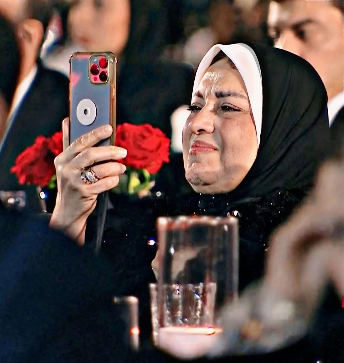 دموع زوجة الخطيب