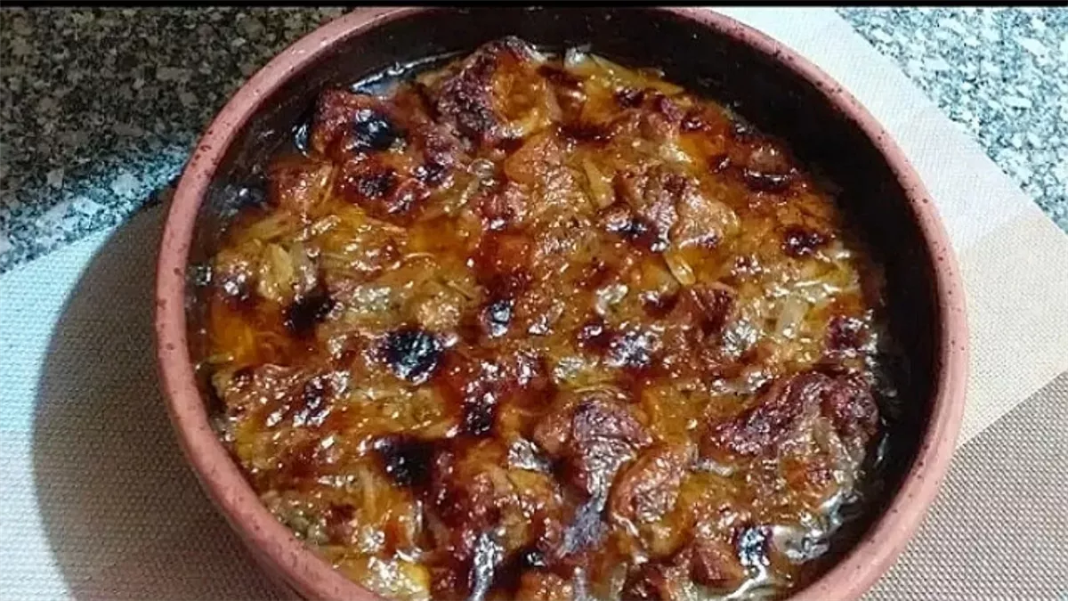 مقادير تحضير مرق اللحم بالبصل والطماطم