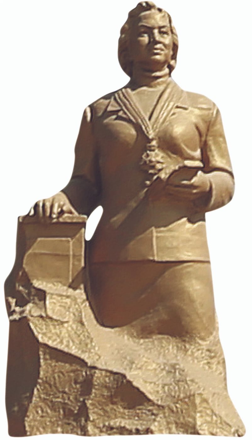 الدكتورة سعاد كفافي مؤسسة جامعة مصر للعلوم والتكنولوجيا