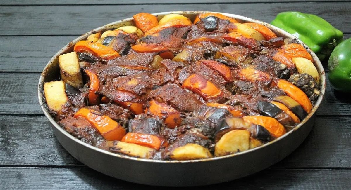 طريقة عمل بطاطس باللحمة في الفرن