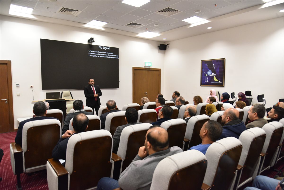 &nbsp;البرنامج التدريبي