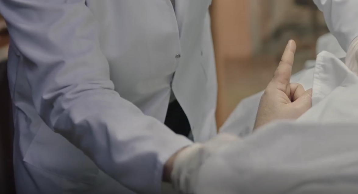 &nbsp;أحداث الحلقة السابعة من مسلسل أشغال شقة جدًا