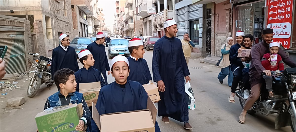 تلاميذ المعهد الأزهري بتلا في المنوفية ينظمون حملات إفطار صائم