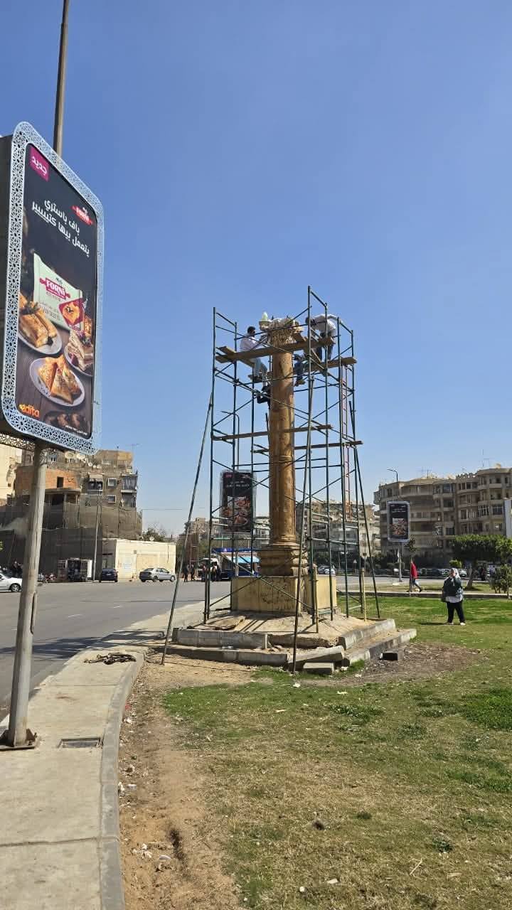 ترميم عمود ميدان تريومف بمصر الجديدة