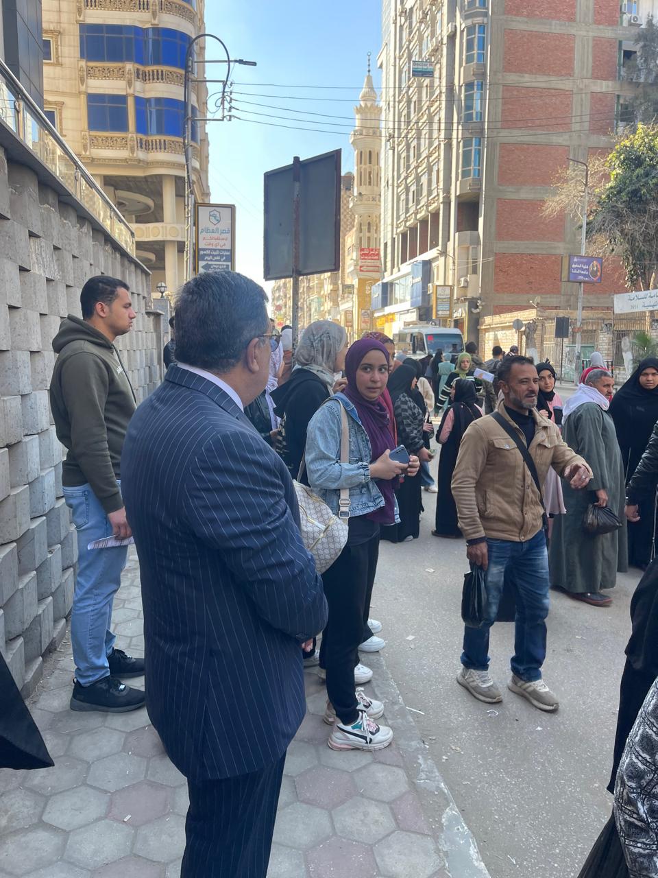 محافظ الدقهلية يتدخل الأزمة