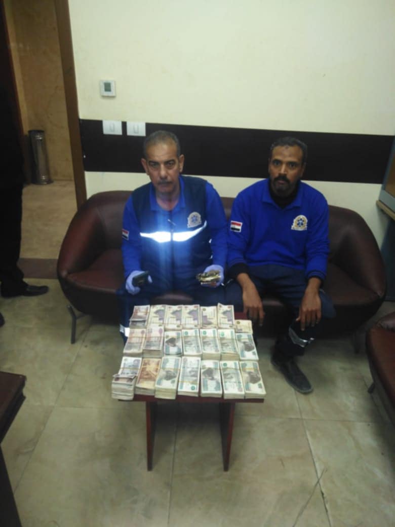 أمانة سائق ومسعف في قنا&nbsp;