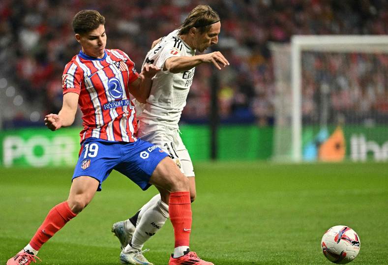 &nbsp;القنوات الناقلة لماتش ريال مدريد ضد أتلتيكو مدريد بث مباشر اليوم في إياب ثمن نهائي دوري أبطال أوروبا
