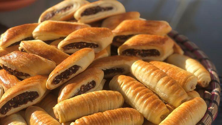 طريقة عمل المنين بالعجوة