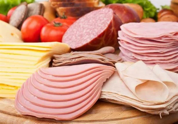 طريقة عمل اللانشون السادة مثل الجاهز خطوة بخطوة