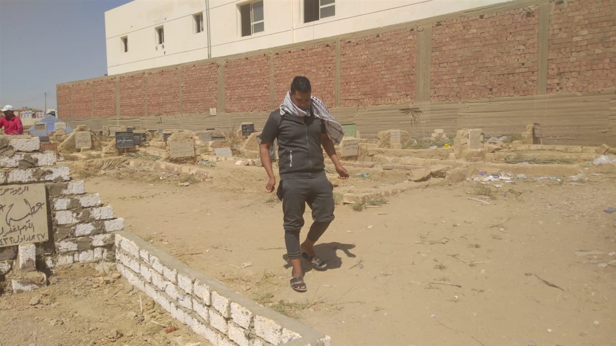 حملة لنظافة مقابر الخارجة