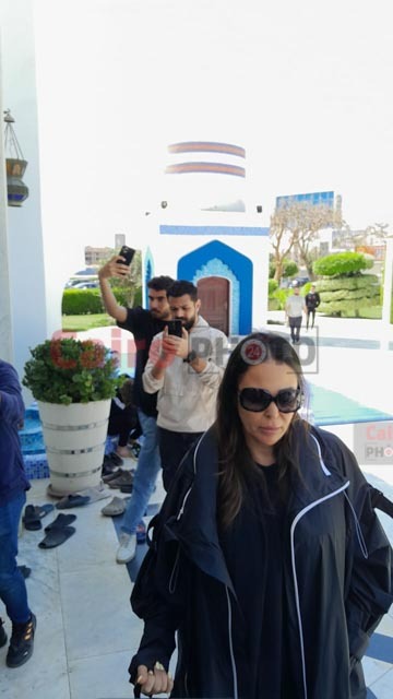 نجوم الفن في عزاء زوجة نضال الشافعي