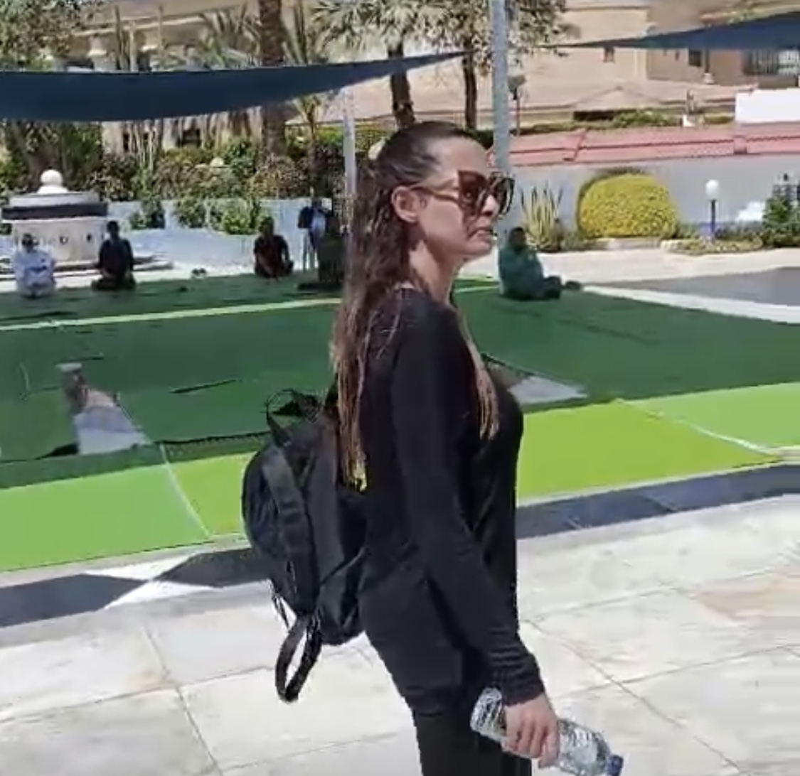 نجوم الفن في عزاء زوجة نضال الشافعي