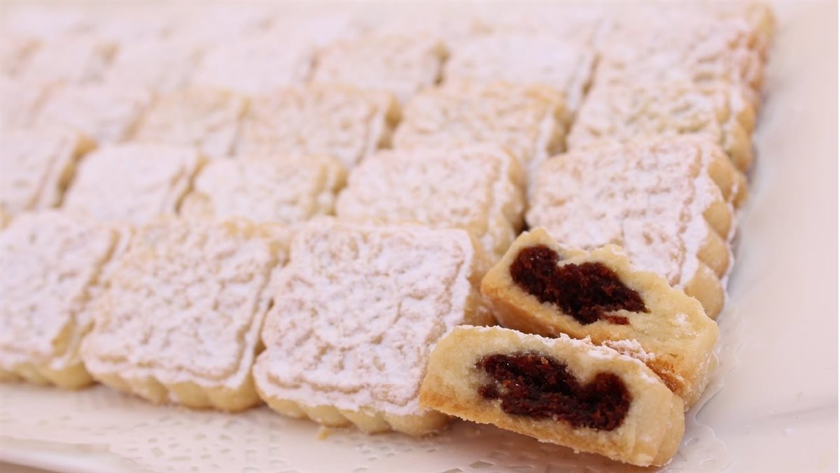 مقادير عمل حلوى التمر