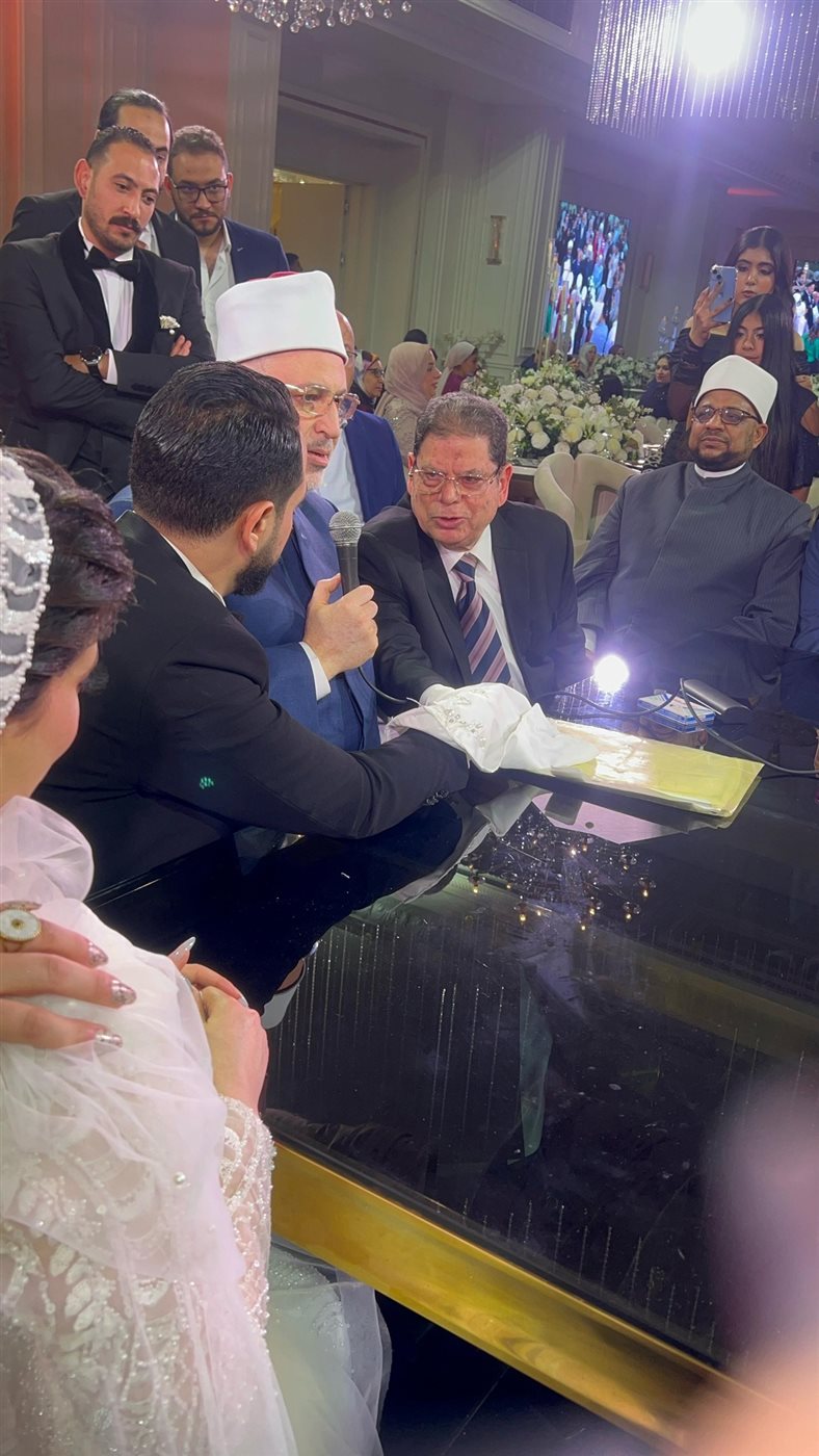 وسط حضور قيادات الأزهر.. الدكتورة إلهام شاهين الأمين المساعد للبحوث الإسلامية تحتفل بزفاف نجلها أحمد خيري