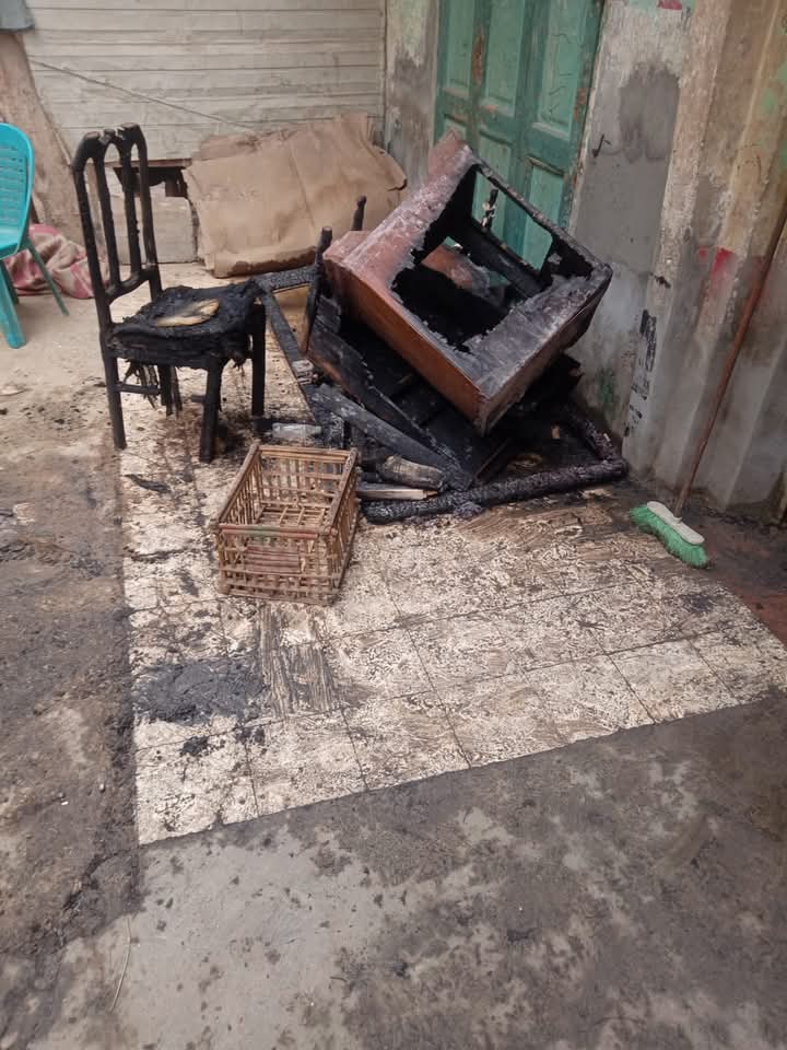 جانب من الحريق