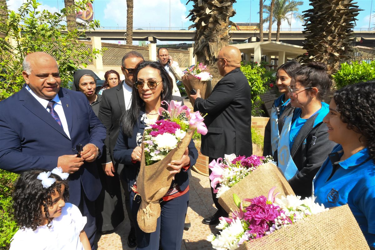 حفل تخرج طالبات مرحلة رياض الأطفال بمدرسة كلية رمسيس للبنات