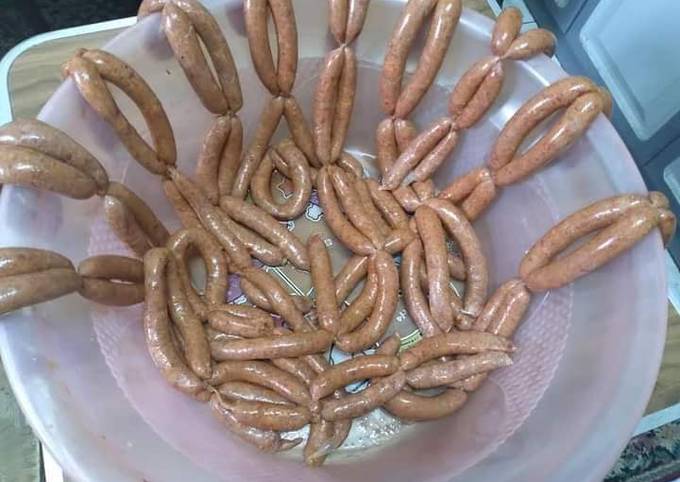 طريقة عمل السجق بالمنزل بالصور