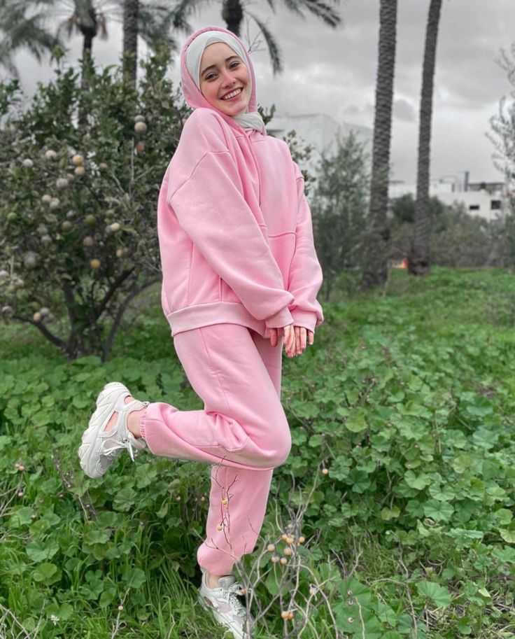 حركات تصوير بنات كيوت