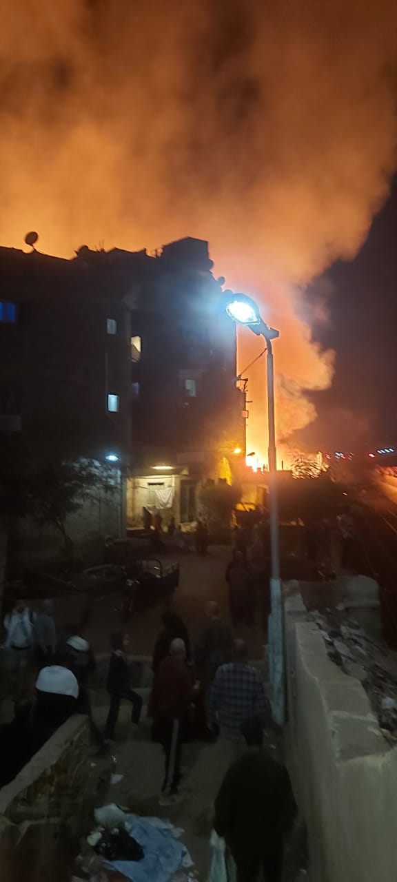 &nbsp;حريق مخازن أخشاب بالشرابية