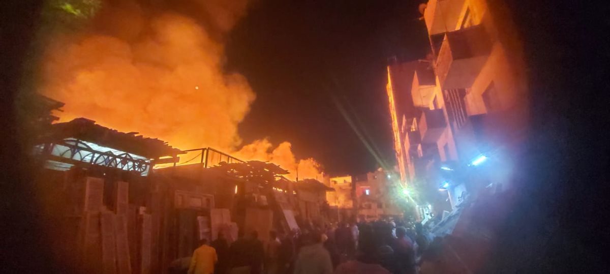 &nbsp;حريق مخازن أخشاب بالشرابية