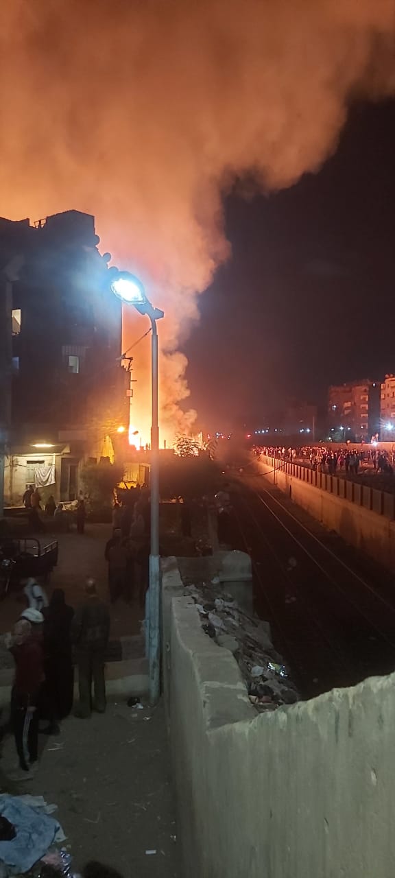 &nbsp;حريق مخازن أخشاب بالشرابية