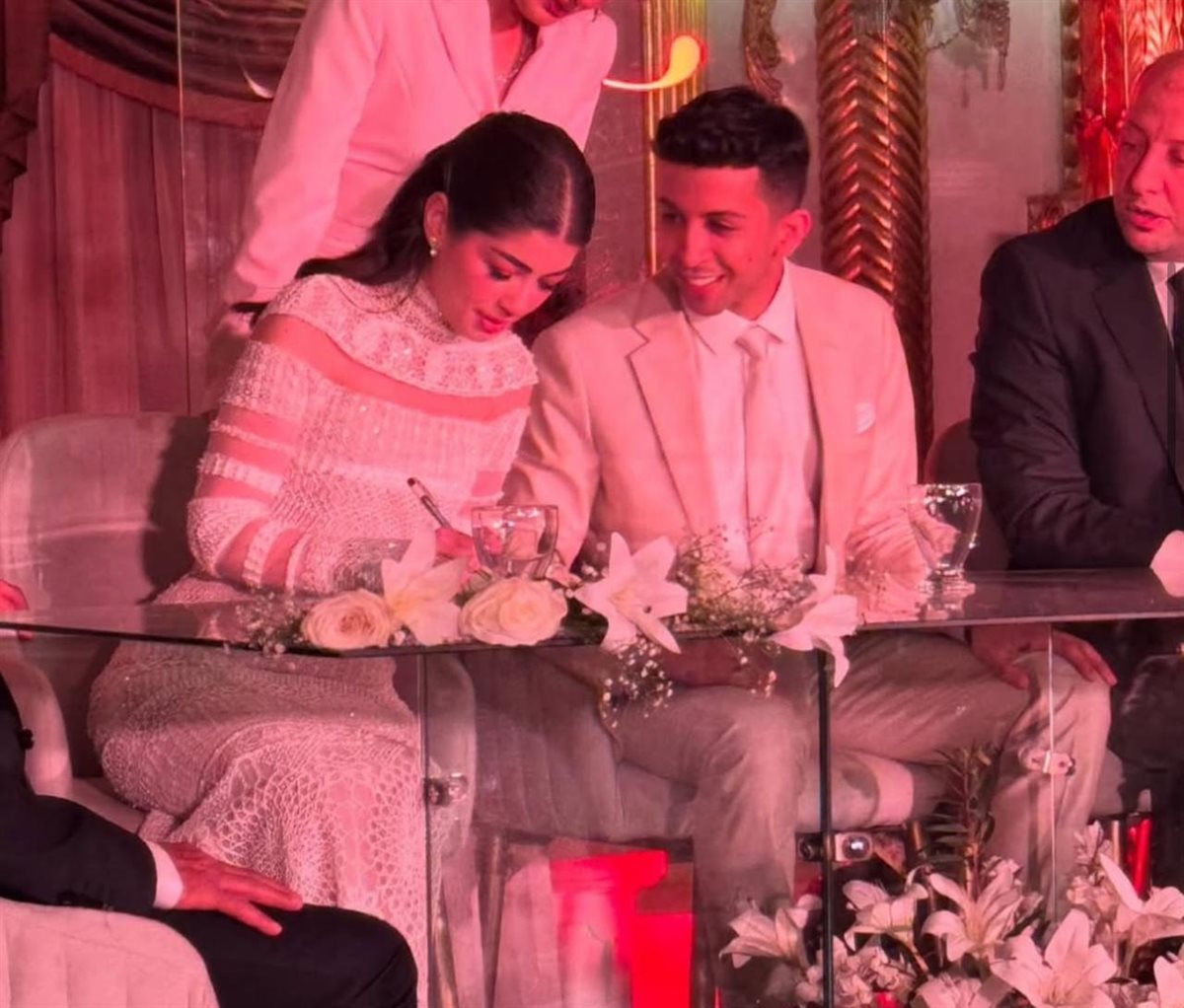 لقطات من عقد قران ليلي زاهر وهشام جمال