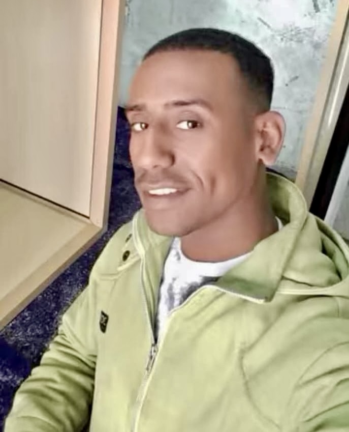 الشاب أحمد خميس