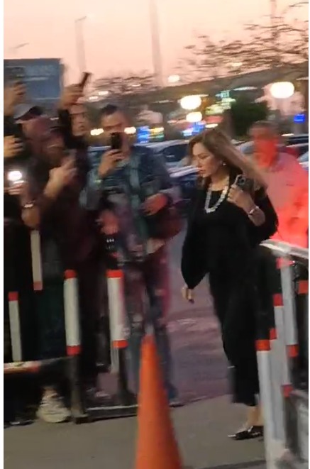 نجوم الفن يقدمون واجب العزاء في الراحل سليمان عيد