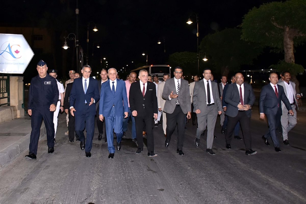 محافظ الأقصر وجولة في الكنائس للتهنئة بعيد الميلاد المجيد