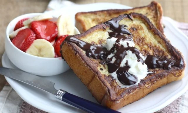 طريقة عمل توست بالشوكولاتة بأسهل وصفة