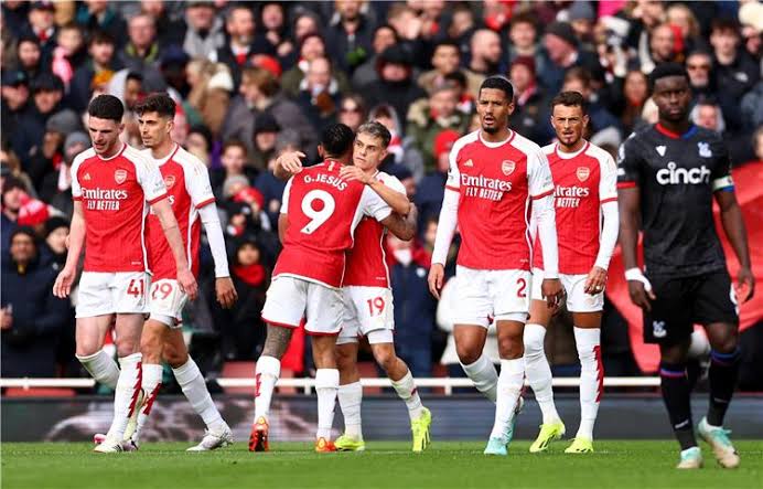 القنوات الناقلة لـ بث مباشر مباراة أرسنال وكريستال بالاس اليوم في الدوري الإنجليزي