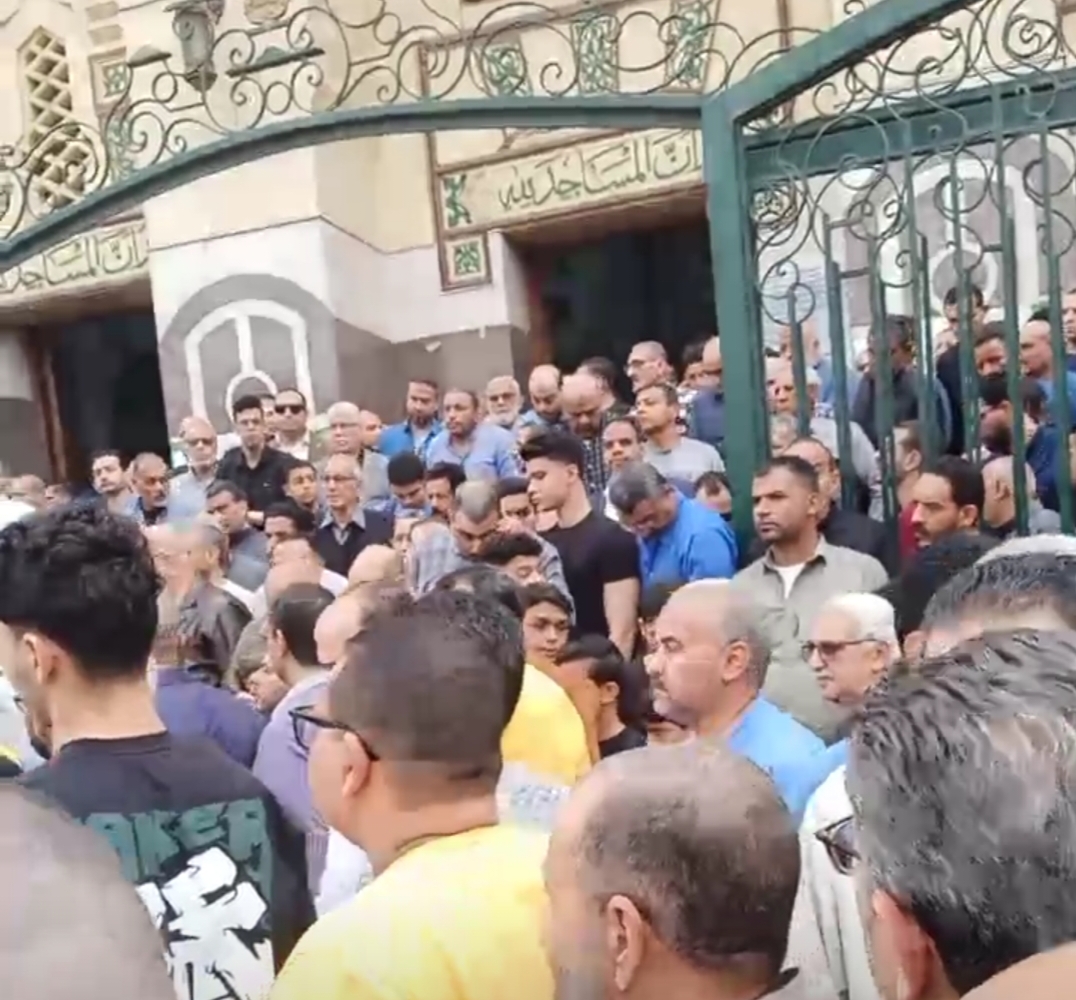 تشييع جثمان تلميذ توفي داخل مدرسته بدمنهور بعد توقف عضلة قلبه