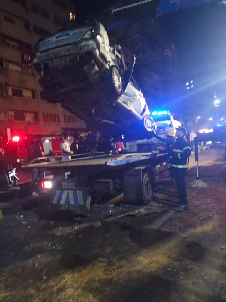 تصادم 3 سيارات ملاكي بكورنيش الإسكندرية